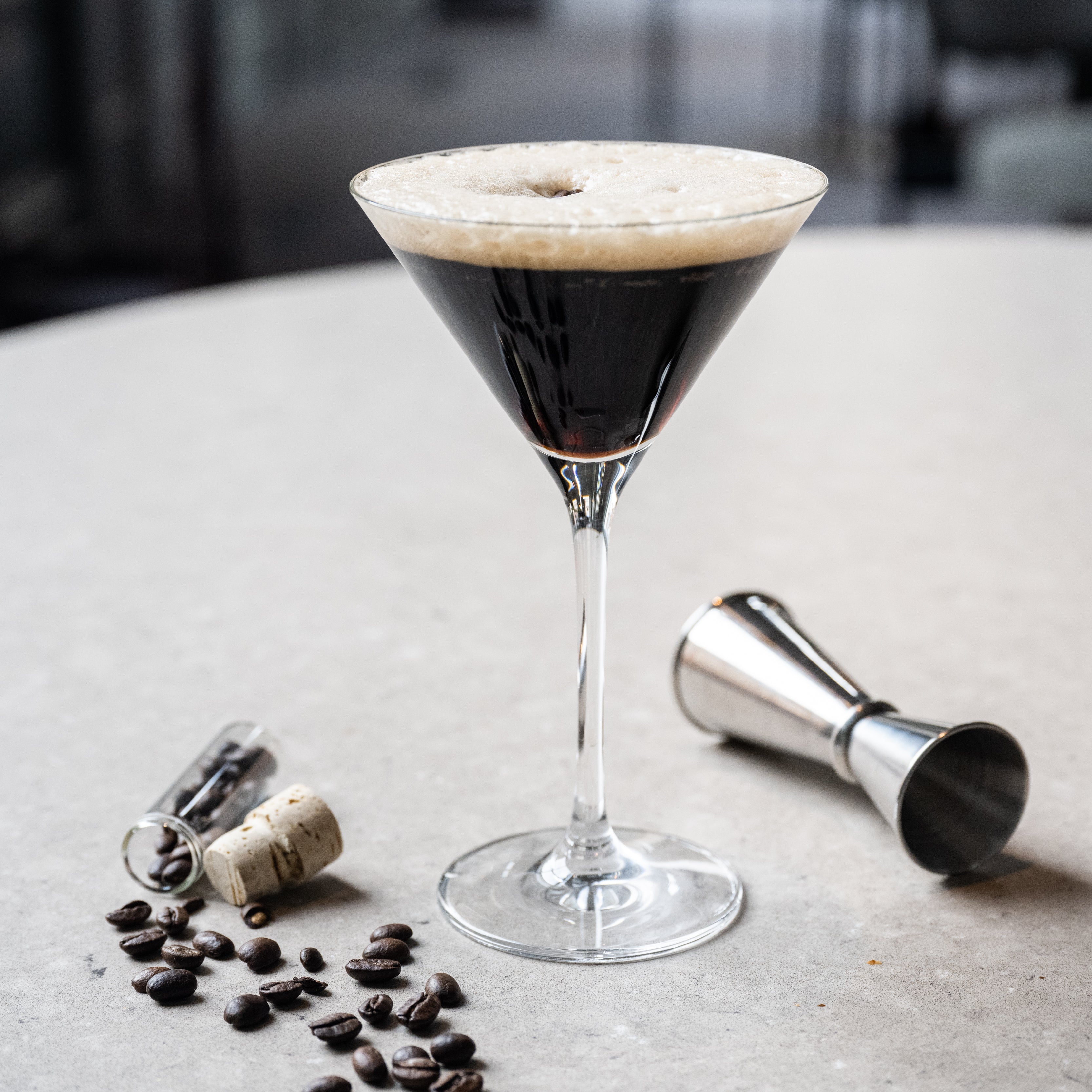 Espresso Martini zonder shaker: snel, lekker en zonder gedoe!